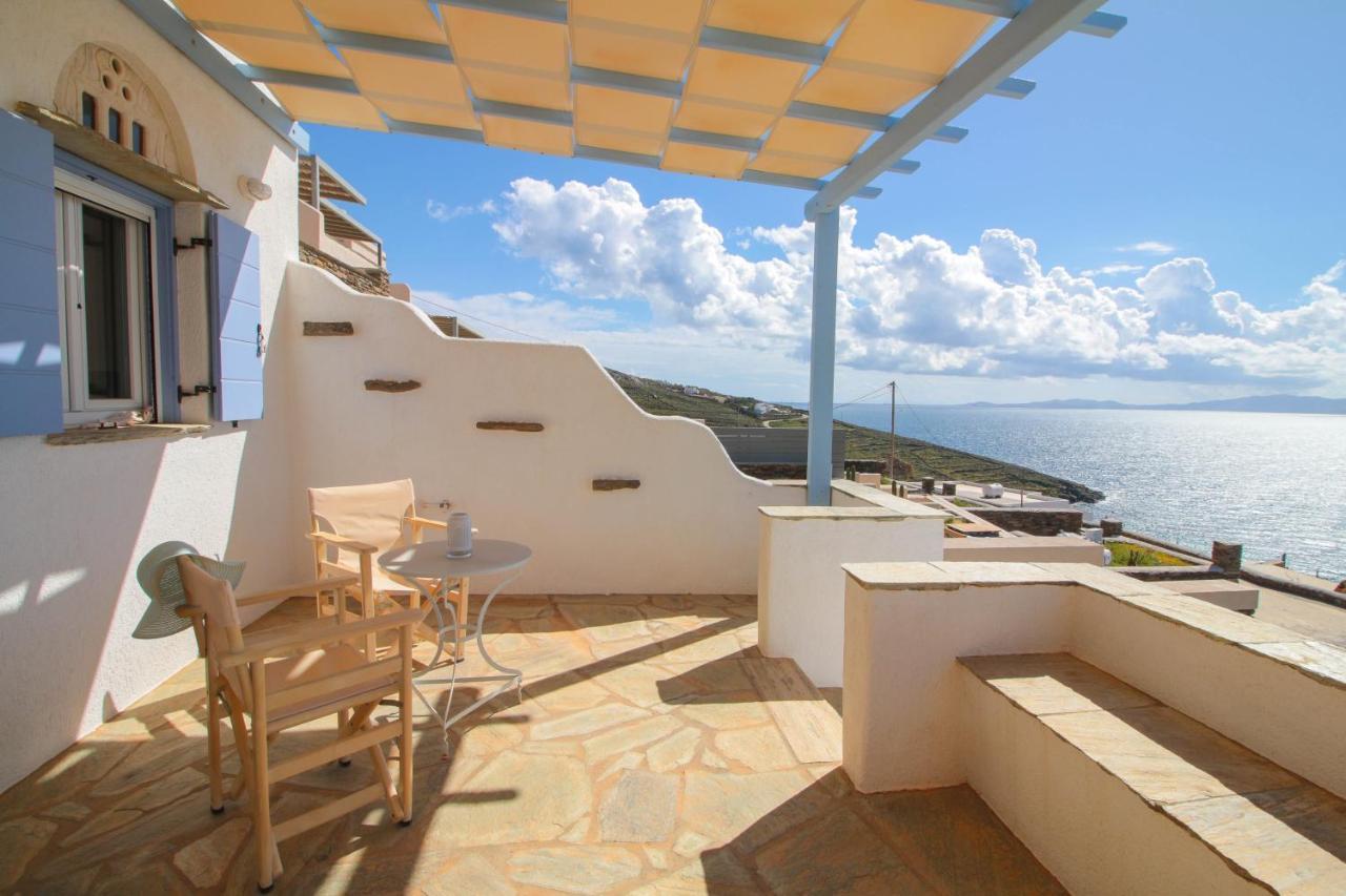 Iliopetra Residence Agios Romanos Екстериор снимка