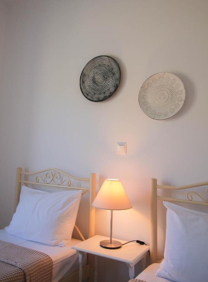 Iliopetra Residence Agios Romanos Екстериор снимка