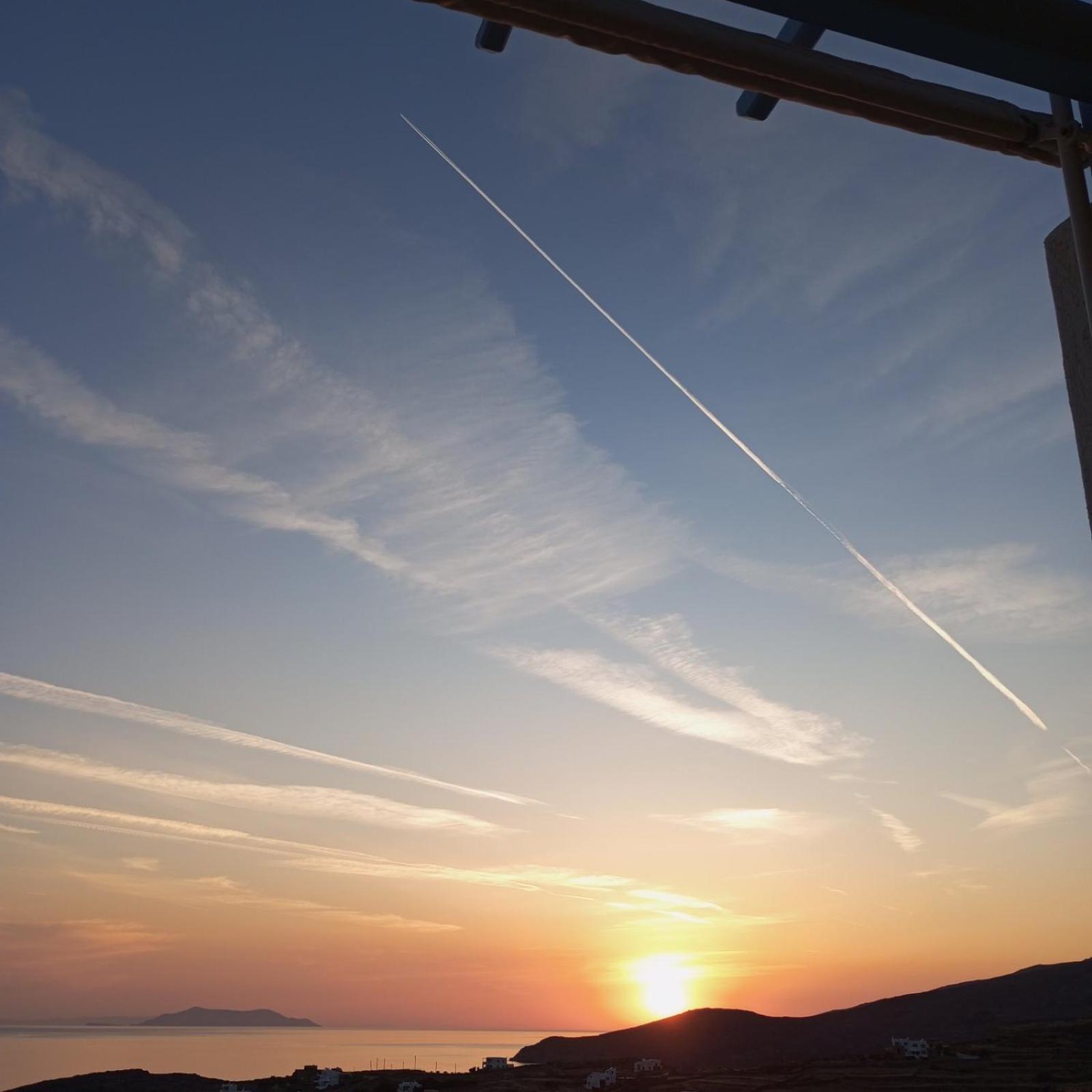 Iliopetra Residence Agios Romanos Екстериор снимка