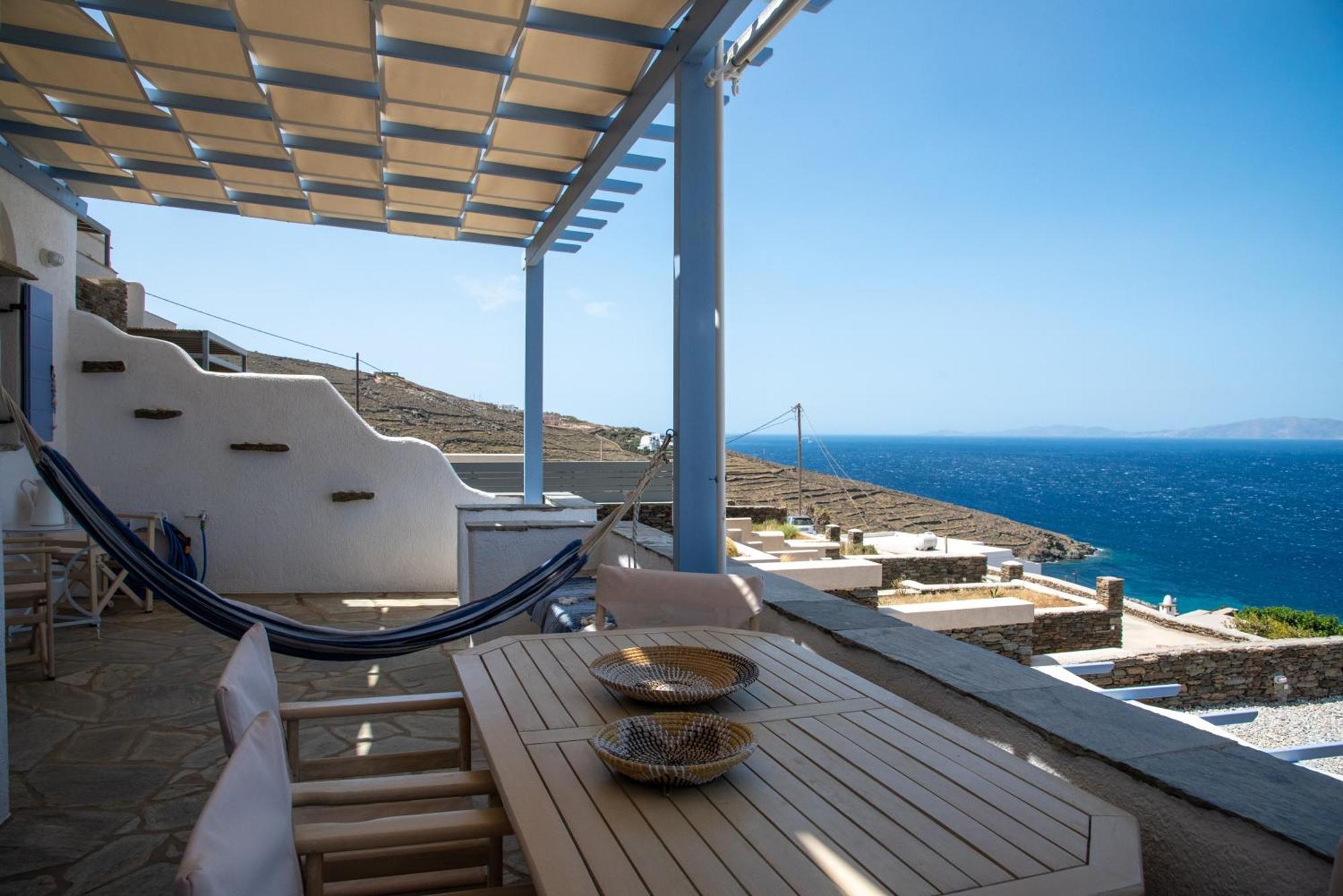 Iliopetra Residence Agios Romanos Екстериор снимка