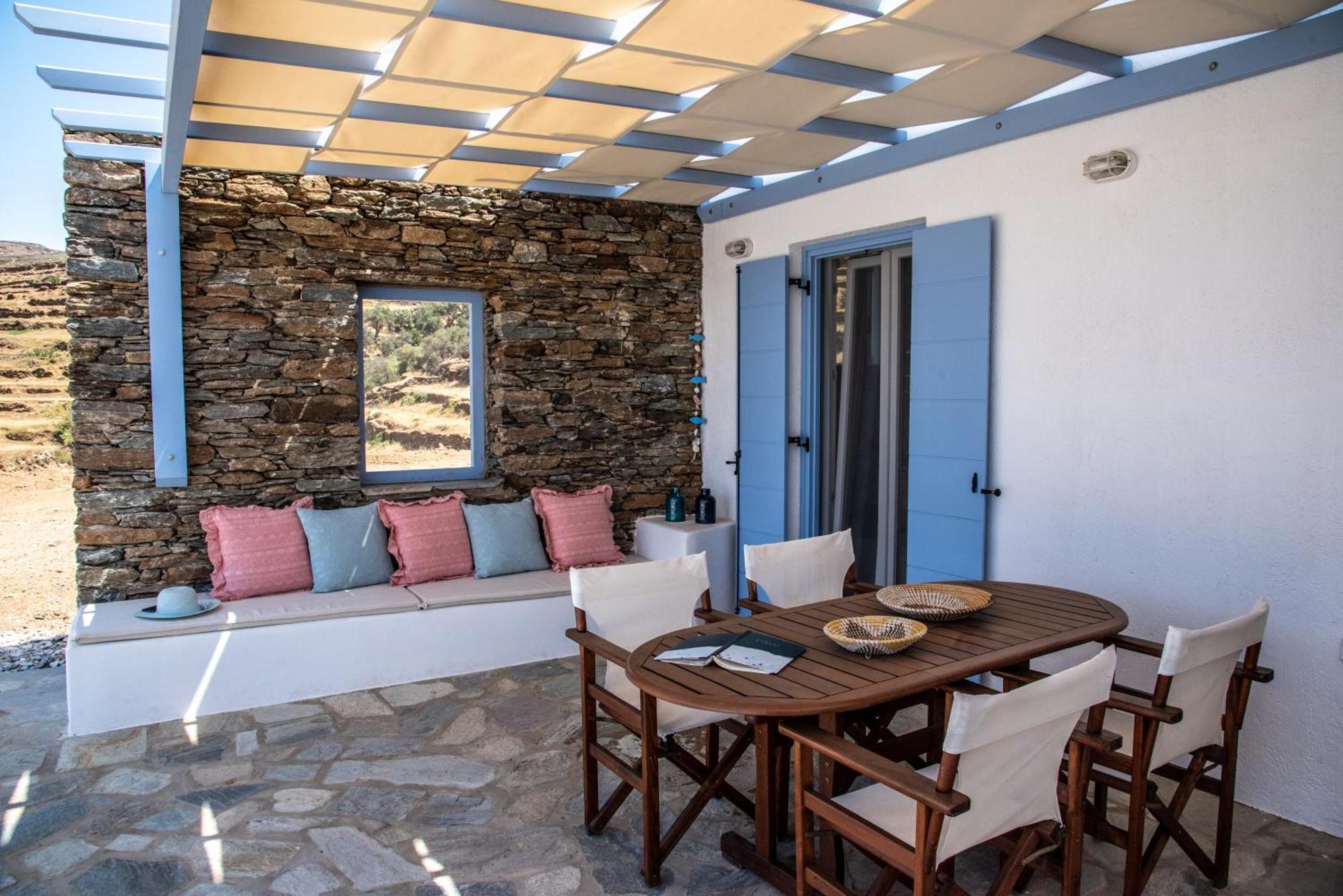 Iliopetra Residence Agios Romanos Екстериор снимка